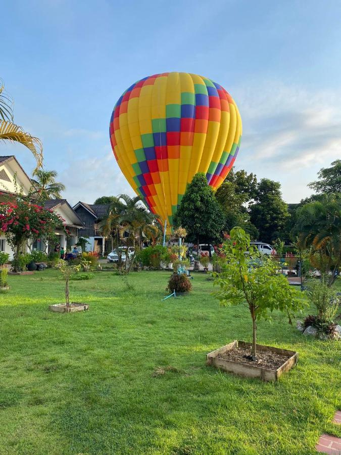 Sansan Resort Vang Vieng Esterno foto