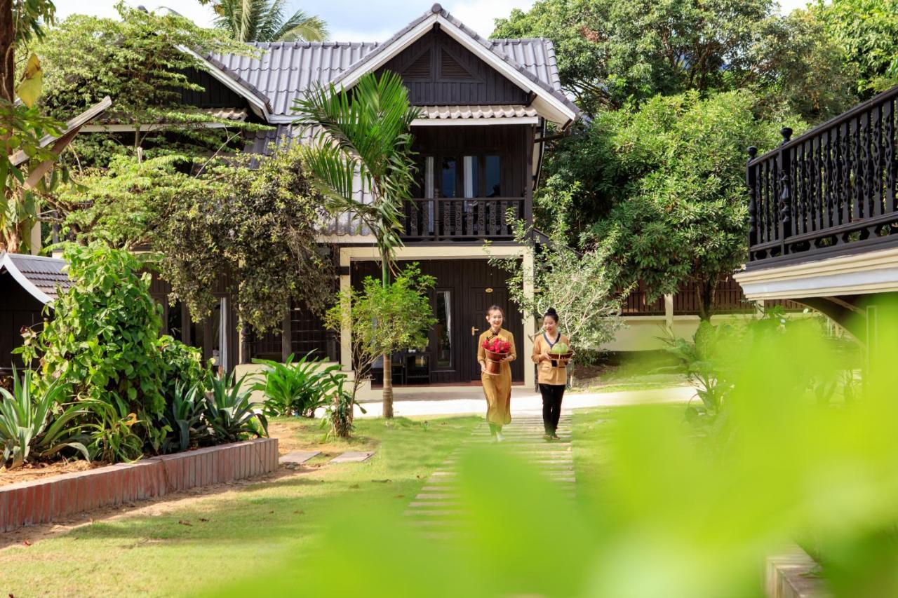 Sansan Resort Vang Vieng Esterno foto