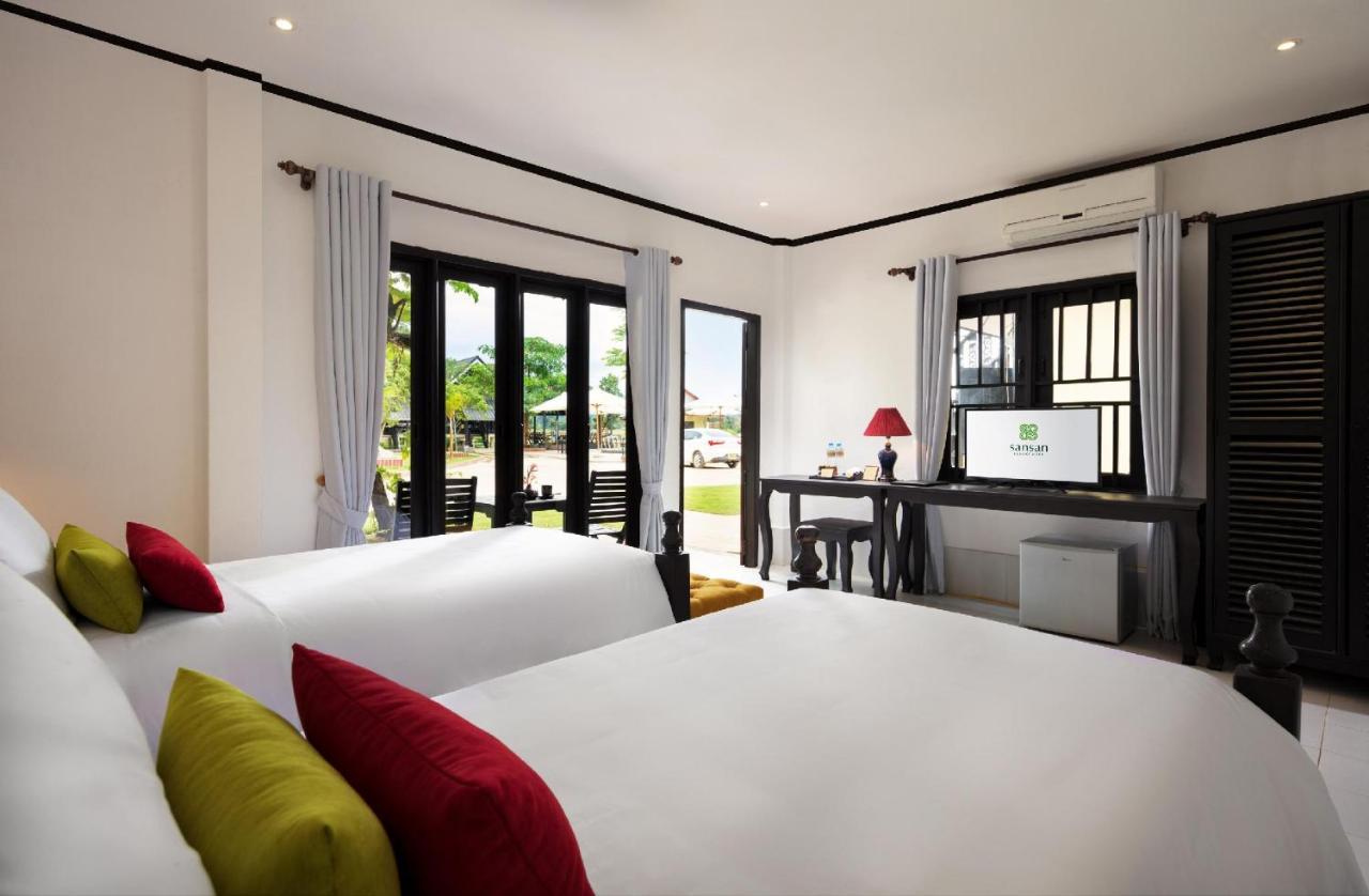 Sansan Resort Vang Vieng Esterno foto